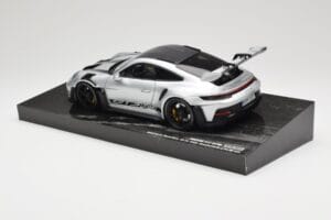 Porsche 911 992 GT3 RS Argento Weissach Package Minichamps 1:18 110062020 Pressofusione — immagine 7 di 8