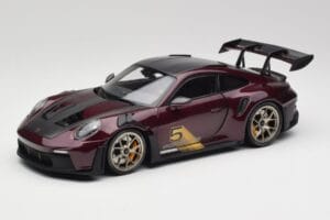 Porsche 911 992 GT3 RS Ultraviolet & Cerchi Argento Minichamps 1:18 110062029 Pressofusione