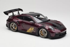 Porsche 911 992 GT3 RS Ultraviolet & Cerchi Argento Minichamps 1:18 110062029 Pressofusione — immagine 6 di 8