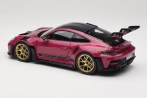 Porsche 911 992 GT3 RS Weissach Package Ruby Star Norev 1:18 187370 Pressofusione — immagine 7 di 8