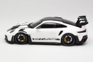Porsche 911 992 GT3 RS Bianco & Cerchi Neri Minichamps 1:18 155062230 Pressofusione — immagine 3 di 6