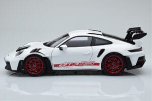 Porsche 911 992 GT3 RS Bianco Pyro Rosso Norev 1:18 187352 Pressofusione — immagine 4 di 8