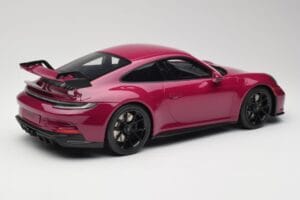 Porsche 911 992 GT3 Ruby Star Neo Red GT Spirit 1:12 GT536 Resina — immagine 2 di 6