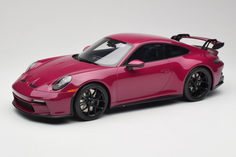 Porsche 911 992 GT3 Ruby Star Neo Red GT Spirit 1:12 GT536 Resina
