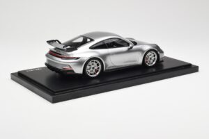 Porsche 911 992 GT3 Argento Minichamps 1:18 WAP0211510M004 Resina — immagine 2 di 7