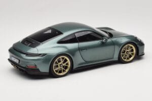 Porsche 911 992 GT3 Touring Package Malachite Green Metallic Norev 1:18 187382 Pressofusione — immagine 3 di 8