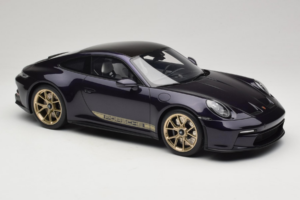 Porsche 911 992 GT3 Touring Viola Metallic GT Spirit 1:12 GT937 Resina — immagine 4 di 6
