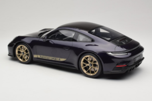 Porsche 911 992 GT3 Touring Viola Metallic GT Spirit 1:12 GT937 Resina — immagine 5 di 6