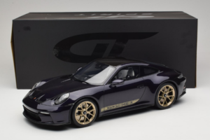 Porsche 911 992 GT3 Touring Viola Metallic GT Spirit 1:12 GT937 Resina — immagine 6 di 6