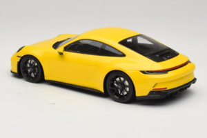 Porsche 911 992 GT3 Touring Giallo Cerchi Neri Minichamps 1:18 117069021 Pressofusione — immagine 5 di 6