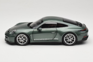 Porsche 911 992 S/T Malachite Green Metallic Norev 1:18 187472 Pressofusione — immagine 5 di 8