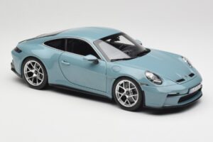 Porsche 911 992 S/T Meissen Blue Norev 1:18 187470 Pressofusione — immagine 6 di 8