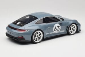 Porsche 911 992 ST Gentian Blue Metallic GT Spirit 1:18 GT491 Resina — immagine 2 di 6
