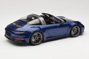 Porsche 911 992 Targa 4 GTS Blue Metallic Minichamps 1:18 155061060 Pressofusione — immagine 2 di 6