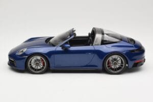 Porsche 911 992 Targa 4 GTS Blue Metallic Minichamps 1:18 155061060 Pressofusione — immagine 3 di 6