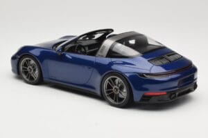 Porsche 911 992 Targa 4 GTS Blue Metallic Minichamps 1:18 155061060 Pressofusione — immagine 5 di 6