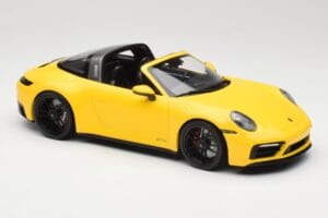 Porsche 911 992 Targa 4 GTS Giallo Minichamps 1:18 153061064 Pressofusione — immagine 4 di 6