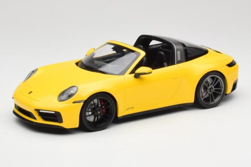 Porsche 911 992 Targa 4 GTS Giallo Minichamps 1:18 153061064 Pressofusione