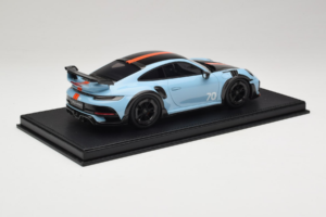 Porsche 911 992 TechArt GTstreet R Gulf Blue TechArt 1:18 REMC010 Resina — immagine 3 di 6