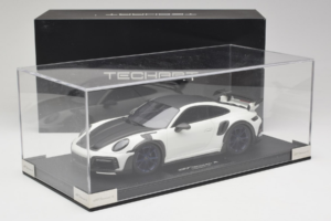 Porsche 911 992 TechArt GTstreet R Bianco Con Cerchi Blu TechArt 1:18 REMC014 Resina — immagine 6 di 6