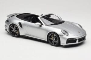 Porsche 911 992 Turbo S Cabriolet Argento Minichamps 1:18 155069082 Pressofusione — immagine 4 di 6