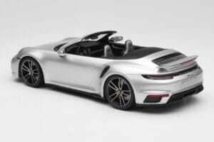 Porsche 911 992 Turbo S Cabriolet Argento Minichamps 1:18 155069082 Pressofusione — immagine 5 di 6