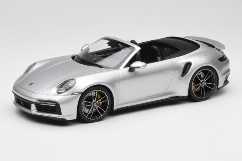 Porsche 911 992 Turbo S Cabriolet Argento Minichamps 1:18 155069082 Pressofusione