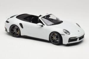 Porsche 911 992 Turbo S Cabriolet White Metallic Minichamps 1:18 155069080 Pressofusione — immagine 4 di 6