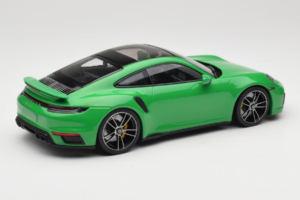 Porsche 911 992 Turbo S Verde Minichamps 1:18 153069077 Pressofusione — immagine 2 di 6