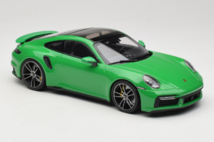 Porsche 911 992 Turbo S Verde Minichamps 1:18 153069077 Pressofusione — immagine 4 di 6