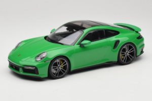 Porsche 911 992 Turbo S Verde Minichamps 1:18 153069077 Pressofusione