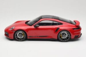 Porsche 911 992 Turbo S Rosso Minichamps 1:18 155069070 Pressofusione — immagine 3 di 6