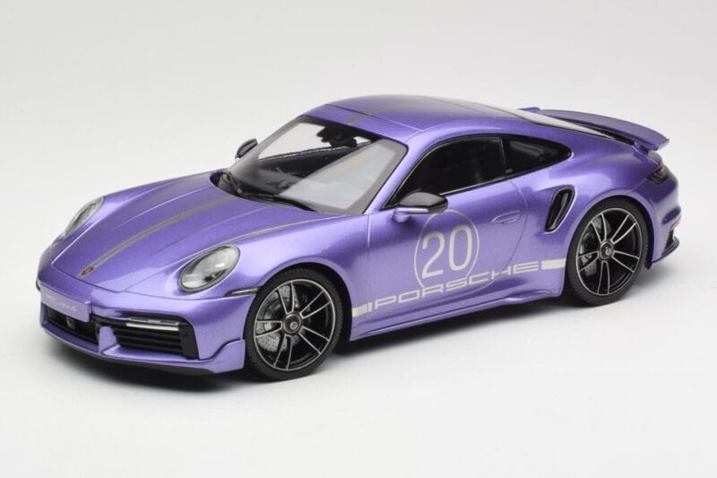 Porsche 911 992 Turbo S Sport Design Package Viola Metallic Minichamps 1:18 155069174 Pressofusione