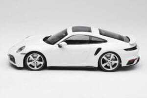Porsche 911 992 Turbo S Bianco Concept Minichamps 1:18 WAP0211620CNP Pressofusione — immagine 3 di 6