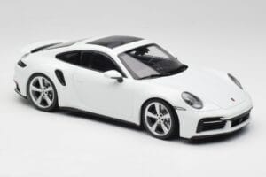 Porsche 911 992 Turbo S Bianco Concept Minichamps 1:18 WAP0211620CNP Pressofusione — immagine 4 di 6