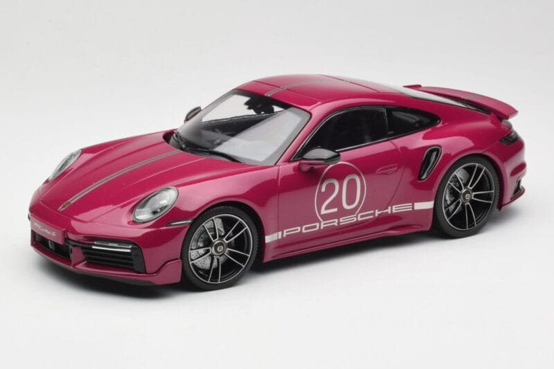 Porsche 911 992 Turbo S con Sport Design Package Rosso Minichamps 1:18 155069172 Pressofusione