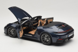 Porsche 911 992.2 Carrera Cabriolet Yachting Blue Norev 1:18 187180 Pressofusione — immagine 5 di 8