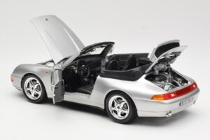 Porsche 911 993 Carrera Cabriolet Argento Bburago 1:18 18-12039 Pressofusione — immagine 5 di 8