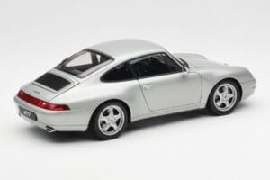 Porsche 911 993 Carrera Argento AUTOart 1:18 78131 Pressofusione — immagine 3 di 8