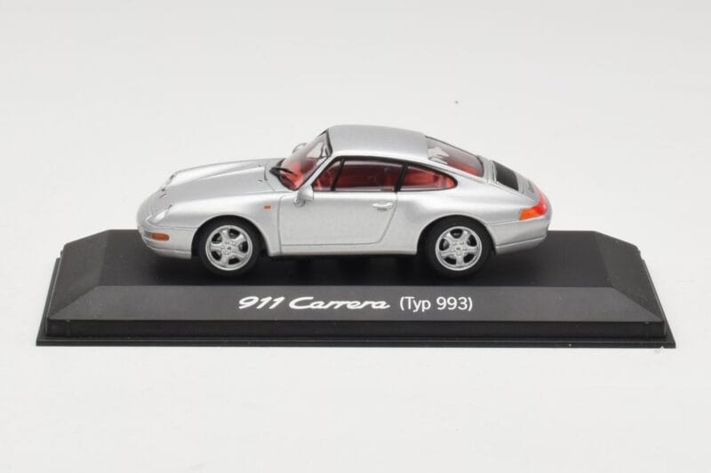 Porsche 911 993 Carrera Argento Minichamps 1:43 WAP02003597 Pressofusione