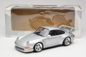 Porsche 911 993 GT2 Arctic Argento Metallizzato UT Models 1:18 27831 Pressofusione — immagine 8 di 8