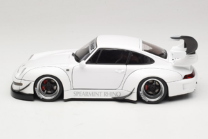 Porsche 911 993 RWB Bianco Gun Grey Wheels AUTOart 1:18 78150 Composito — immagine 4 di 8