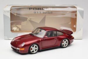 Porsche 911 993 Turbo Arena Rosso Metallizzato UT Models 1:18 27811 Pressofusione — immagine 8 di 8