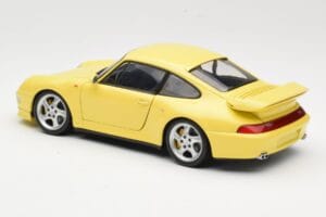 Porsche 911 993 Turbo S Giallo UT Models 1:18 27836 Pressofusione — immagine 7 di 8