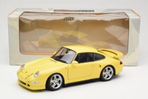 Porsche 911 993 Turbo S Giallo UT Models 1:18 27836 Pressofusione — immagine 8 di 8