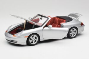 Porsche 911 996 Cabriolet Argento Gate 1:18 1052 Pressofusione — immagine 2 di 8
