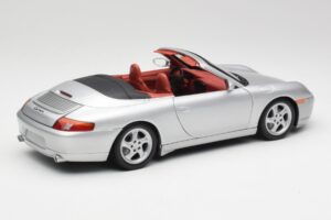 Porsche 911 996 Cabriolet Argento Gate 1:18 1052 Pressofusione — immagine 3 di 8