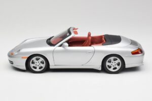 Porsche 911 996 Cabriolet Argento Gate 1:18 1052 Pressofusione — immagine 4 di 8