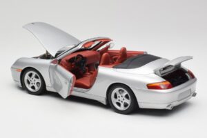 Porsche 911 996 Cabriolet Argento Gate 1:18 1052 Pressofusione — immagine 5 di 8