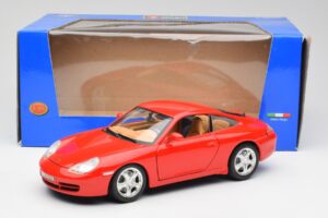 Porsche 911 996 Carrera 4 Rosso Bburago 1:18 30085 Pressofusione — immagine 8 di 8